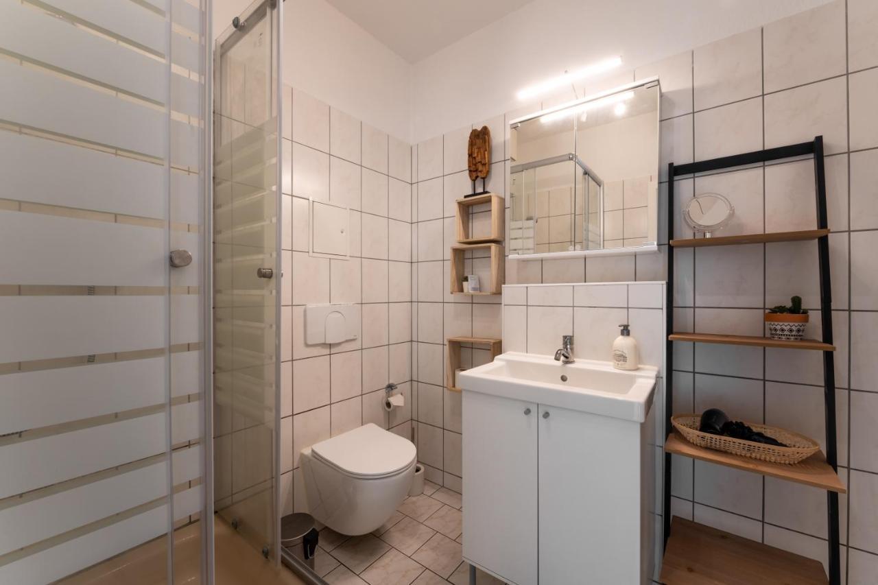 Moderne Eg-Wohnung In Sudenburg Mit Parkplatz, Top Anbindung Магдебург Екстериор снимка