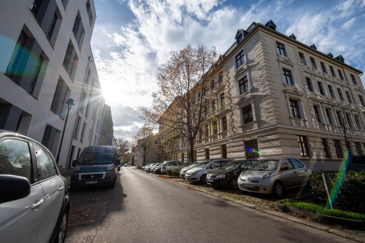 Moderne Eg-Wohnung In Sudenburg Mit Parkplatz, Top Anbindung Магдебург Екстериор снимка