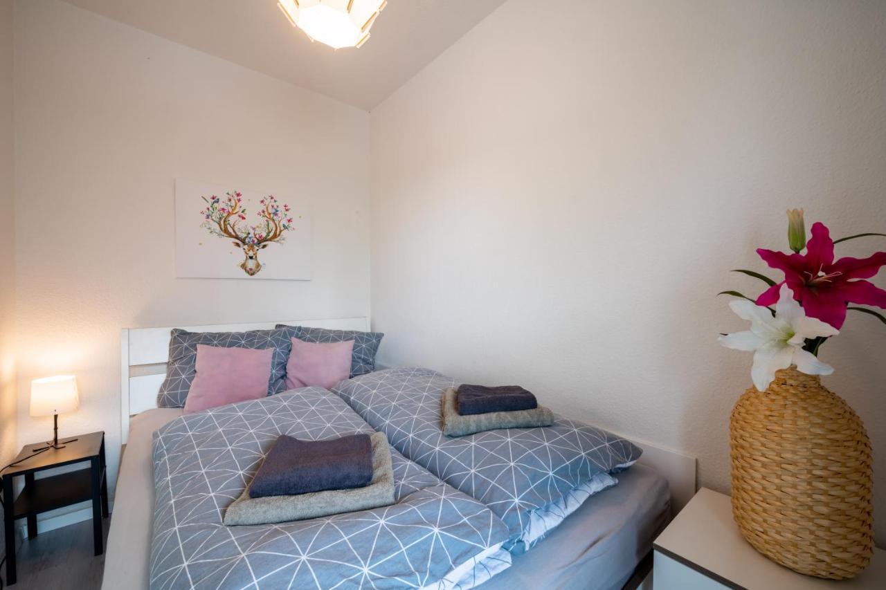 Moderne Eg-Wohnung In Sudenburg Mit Parkplatz, Top Anbindung Магдебург Екстериор снимка
